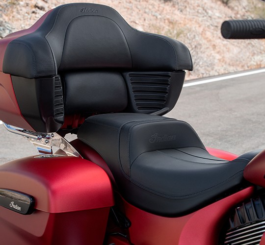 En sadel, byggd för de långa resorna