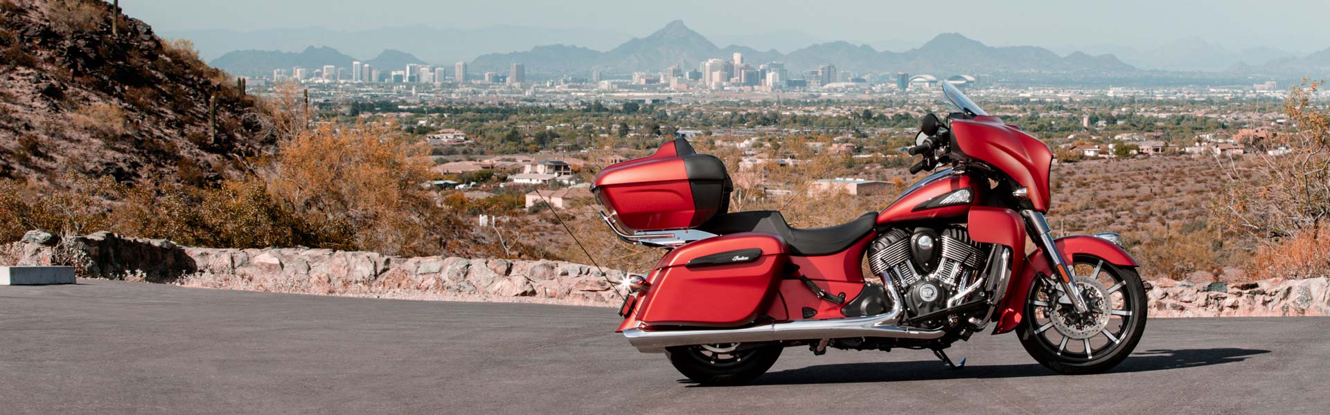 Komfortabel och helsvart