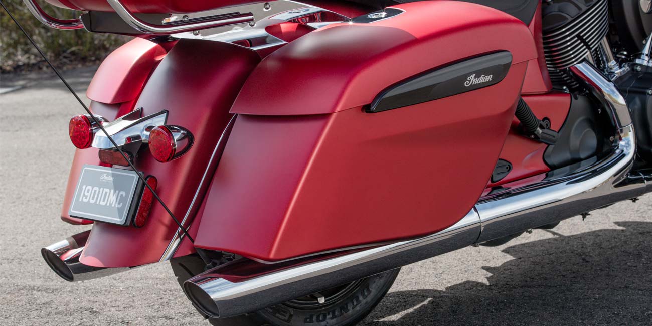 Indian® Roadmaster® Dark Horse Indian® Roadmaster® Dark Horse