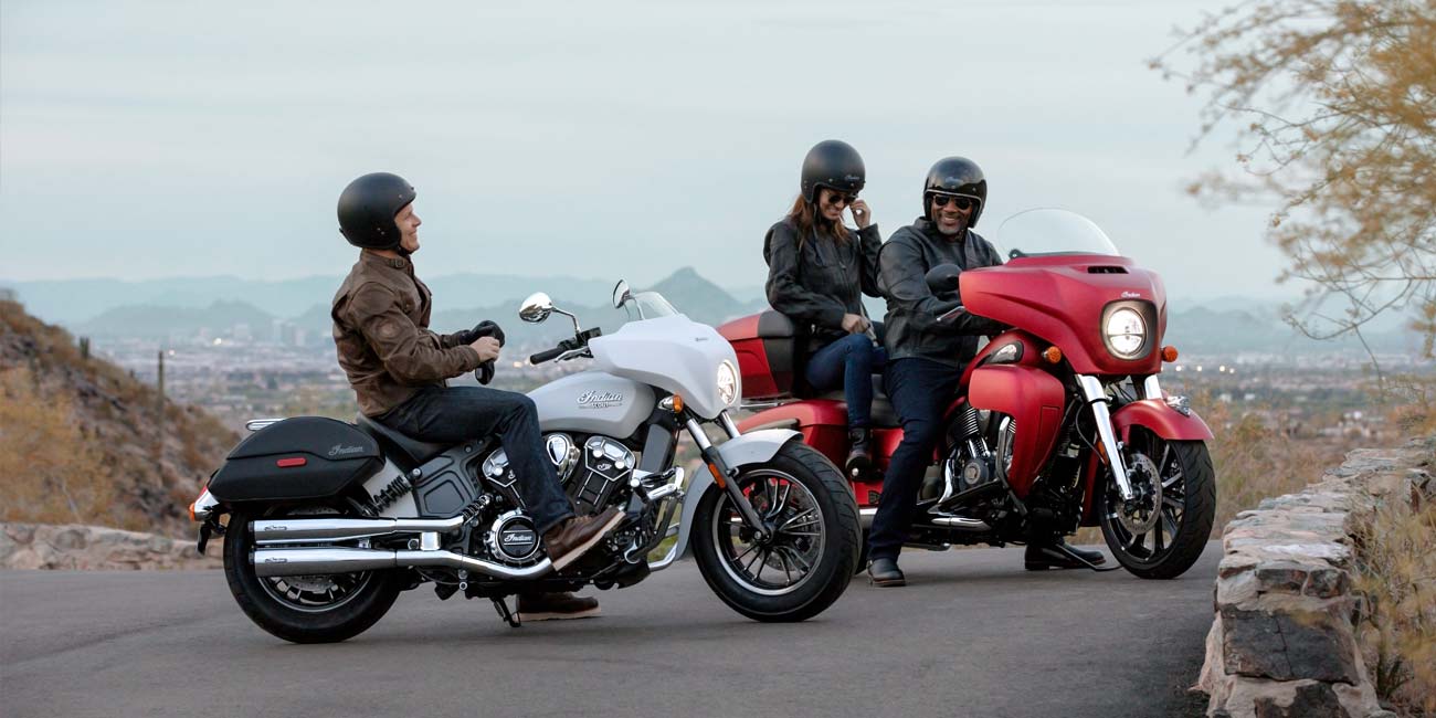 Indian® Roadmaster® Dark Horse Indian® Roadmaster® Dark Horse